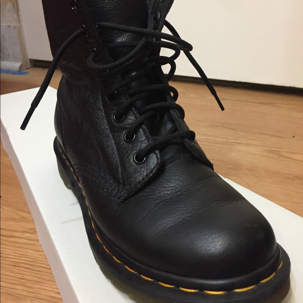 Dr.Martens boots
